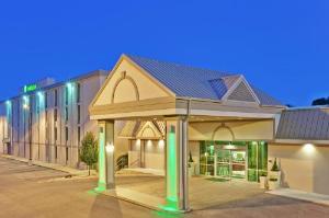 Holiday Inn Bloomington, an IHG Hotel, Bloomington
