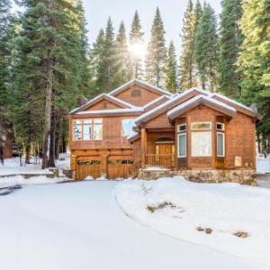 Wooded Holiday Home at Tahoe Donner