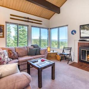 Ski-Hiking and Mountains at Truckee Condo