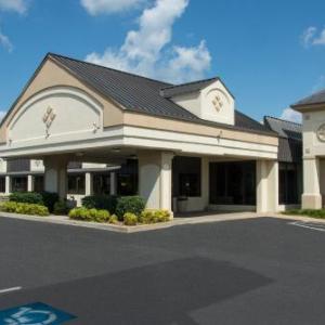 Days Inn by Wyndham Pittsburg KS