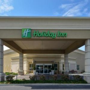 Hotels near Berkeley 2000 Recreation Center - Holiday Inn Martinsburg