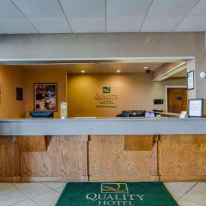 Hotels near Chuck Mathena Center - Quality Hotel And Conference Center