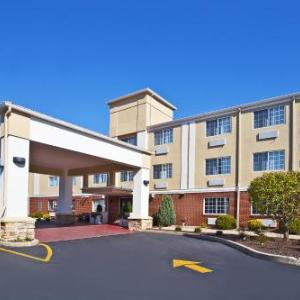 Hotels near Gas City Performing Arts Center - Holiday Inn Express Hotel & Suites Wabash