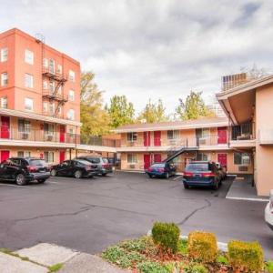 Econo Lodge Portland Downtown