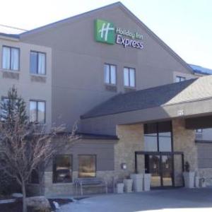 Holiday Inn Express Hotel Kansas City - Bonner Springs