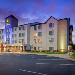 Fogerty Arena Hotels - Holiday Inn Express Hotel And Suites Coon Rapids