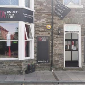 Tintagel Arms Hotel