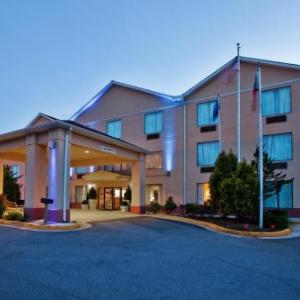 Holiday Inn Express Hotel & Suites Hiawassee