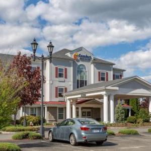 Comfort Inn & Suites