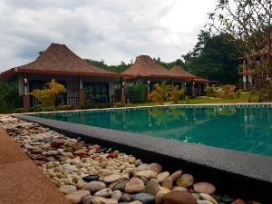 Poochommhok Resort, Sangkhla Buri