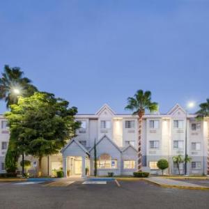 Estadio Banorte Hotels - Microtel Inn & Suites By Wyndham Culiacan