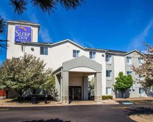 Sleep Inn and Suites Davenport, Davenport