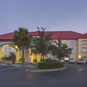 La Quinta Inn & Suites by Wyndham Fort Myers Airport