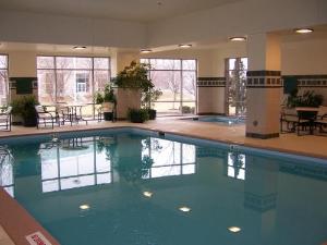 Radisson On John Deere Commons Moline, Moline