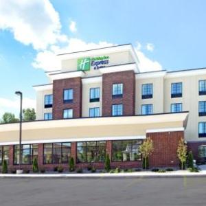 Holiday Inn Express & Suites Geneva Finger Lakes