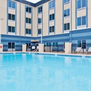 Holiday Inn Express & Suites Warner Robins North West