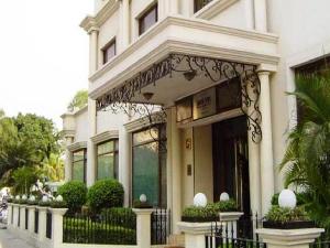 La Place Sarovar Portico, Lucknow
