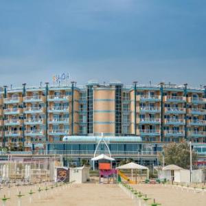 Hotels near RDS Stadium Rimini - Savoia Hotel Rimini