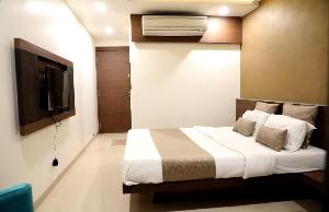 Hotel Adarsh Palace, Bhopal