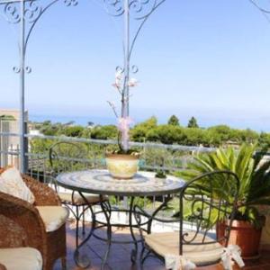 Apartment with 2 bedrooms in Piano di Sorrento with wonderful sea view furnished terrace and WiFi