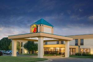 Super 8 by Wyndham Wichita South, Wichita