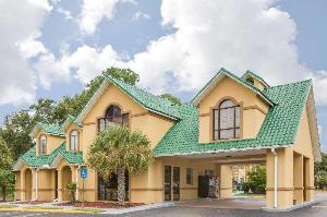 Howard Johnson by Wyndham Dothan, Dothan