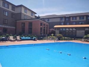 Comfort Inn & Suites South Burlington, South Burlington