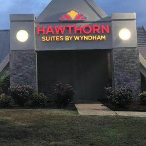 Hawthorn Suites by Wyndham Columbia