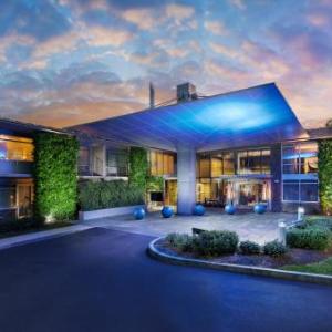 Hotels near Westchester Country Club Rye - The J House Greenwich Hotel