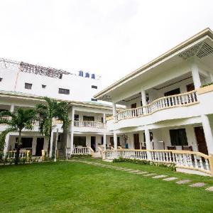 Bans Beach Resort
