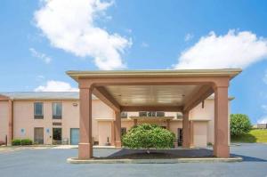 Howard Johnson by Wyndham Beckley, Beckley