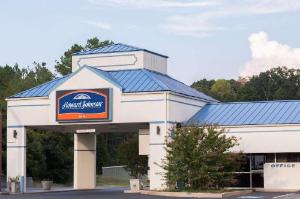 Howard Johnson by Wyndham Commerce GA, Commerce