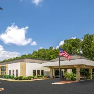 Hotels near Woodruff Riverfront Park Columbus - Baymont by Wyndham Columbus GA