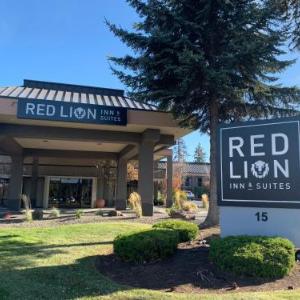 Red Lion Inn & Suites Deschutes River-Bend