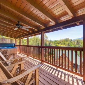 Endless View 3 Bedrooms Pool Access Pool Table Free WiFi Sleeps 10