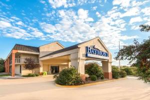 Baymont by Wyndham Topeka, Topeka