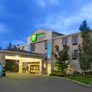 Holiday Inn Express & Suites Alliance an IHG Hotel