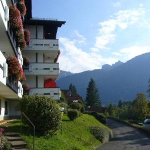 Sonniges Appartement mit Balkon und Bergblick