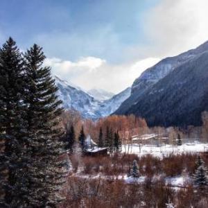 Mountain Meadow Retreat