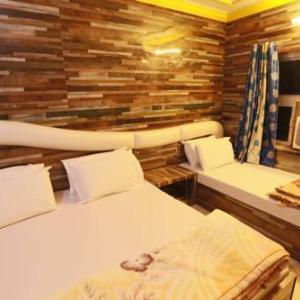 Hotel Shri Shivam Palace 30 Mtrs from Dargah