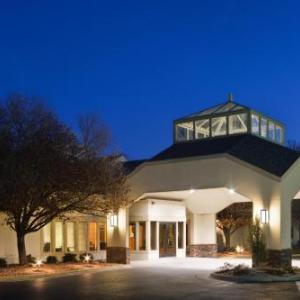 Hotels near Topeka Civic Theatre - Endeavor Inn & Suites Trademark Collection by Wyndham