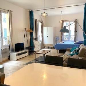 Fully renovated 33 sqm 1 bedroom - hearth of Paris