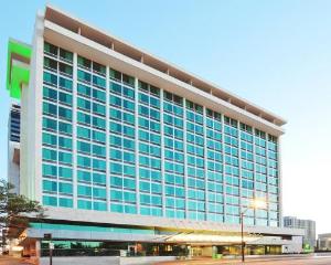 Holiday Inn Tulsa City Center, an IHG Hotel, Tulsa