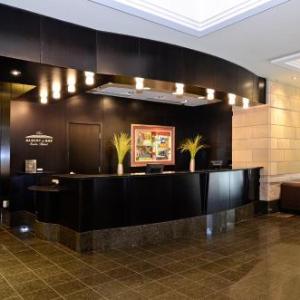 Hotels near Elmdale Oyster Tavern - Albert At Bay Suites Hotel