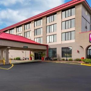 Hotels near Victory Church Lakeland - Ramada Lakeland Hotel