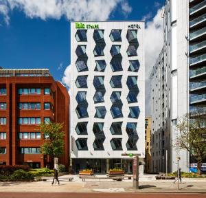 ibis Styles London Ealing, Ealing