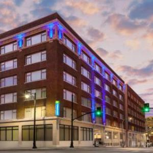 Holiday Inn Express Kansas City Downtown