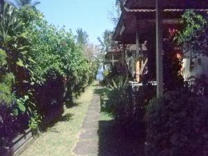 Dwi Utama Bungalow, Candidasa