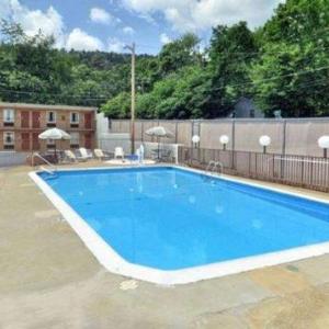 Hotels near Magic Springs Theme and Water Park - Rodeway Inn Hot Springs