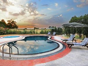 Hotel Temple Tree, Shirdi Newly Renovated, Shirdi